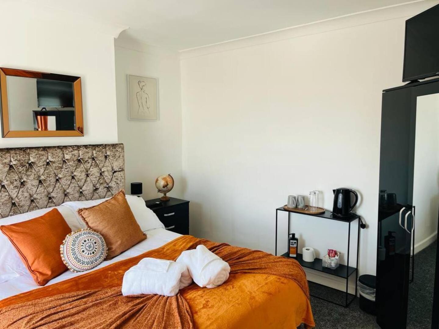 Alver House Портсмът Екстериор снимка